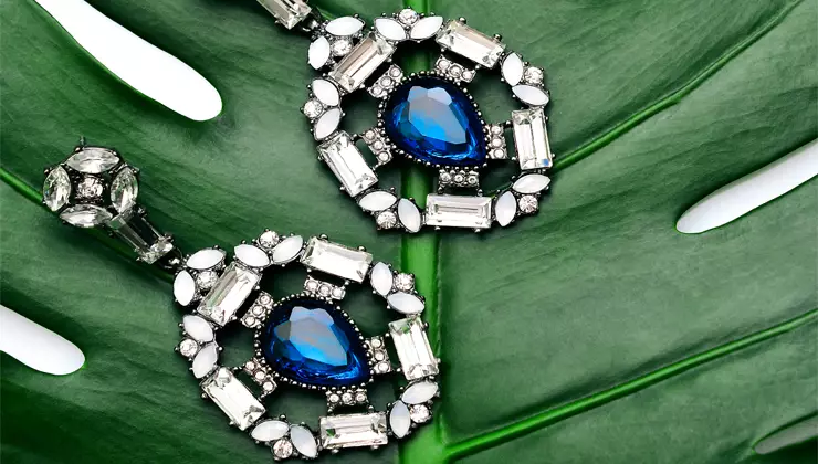Sapphire diamond earring